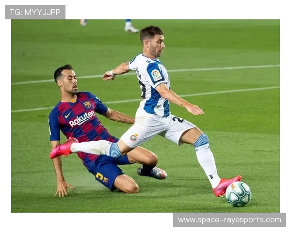 萨索洛鏖战热那亚誓夺关键分 保级之路燃起最后希望 萨索洛鏖战热那亚誓夺关键分 保级之路燃起最后希望