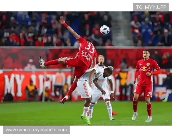 纽卡斯尔4-3利兹联：喜鹊军团是主场龙，巴恩斯102分钟绝杀+双响